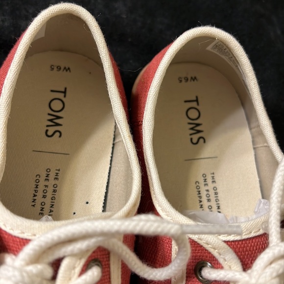 NWT! TOMS Carmel Spice Heritage Sneaker size 6.5 - Picture 3 of 12